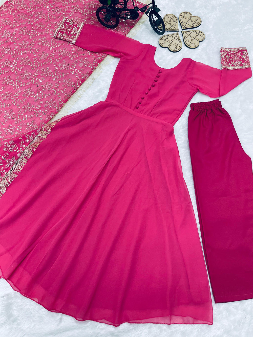 New Designer Heavy Fox Georgette Gown OC-169