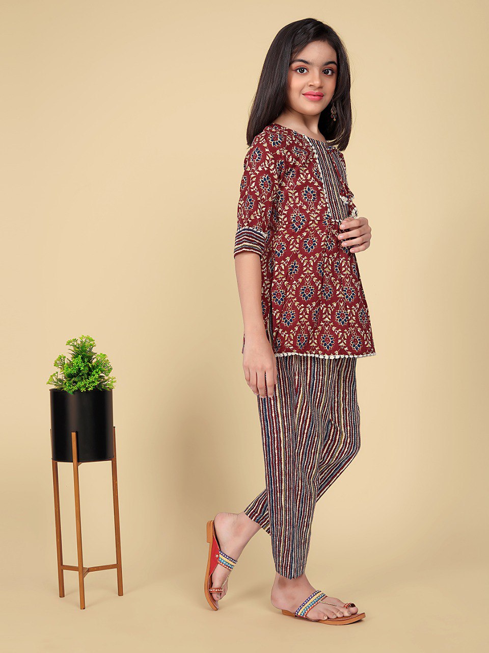 Vaidehi Maroon PolyCotton  Suit Set