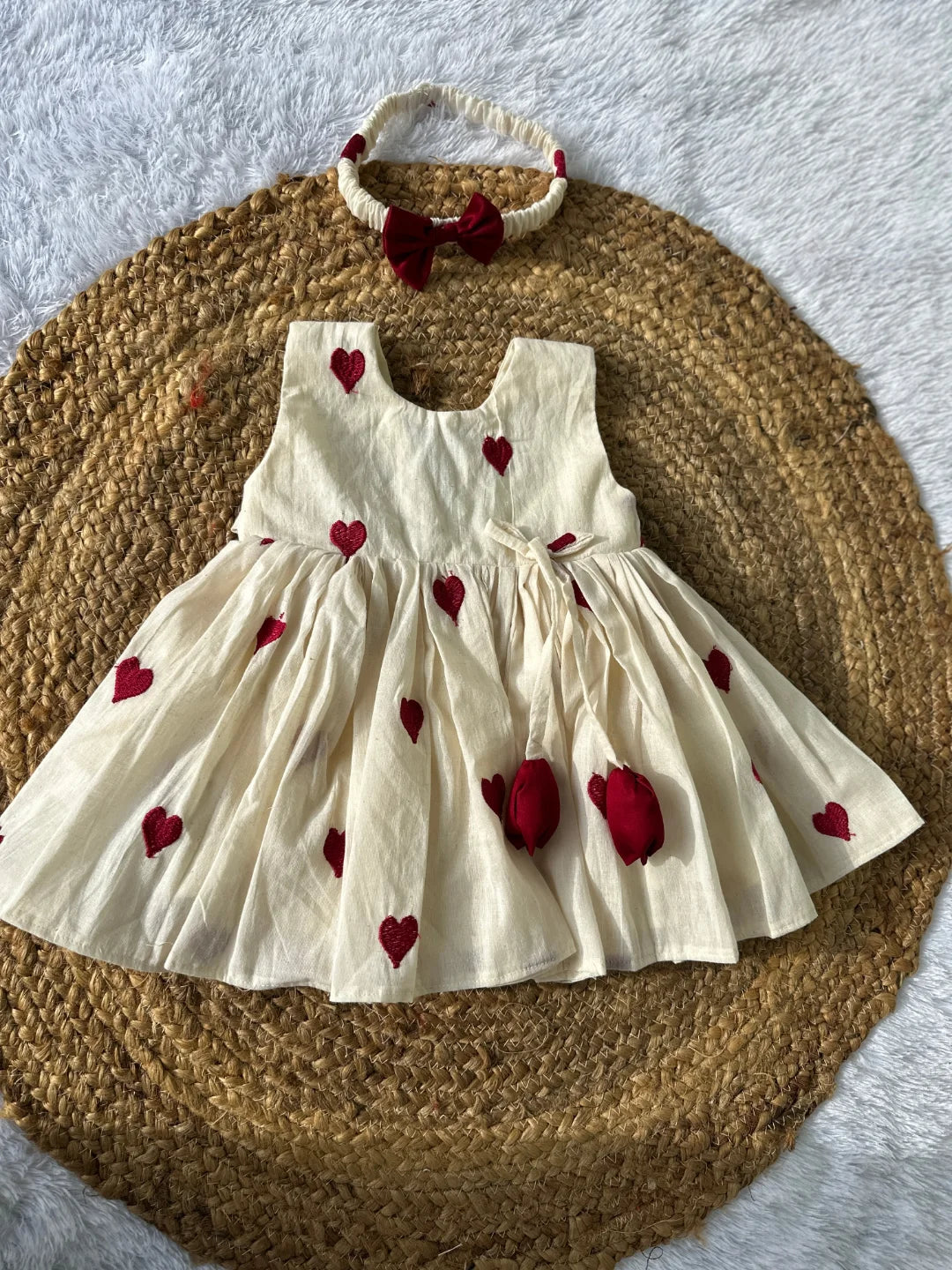 Aarohi Sweetheart Frock Set